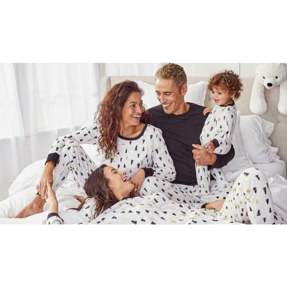 Family Matching Christmas Pajamas Set 2T-3T Kids Sleepwear White Gold/Black Tree - Picture 3 of 9